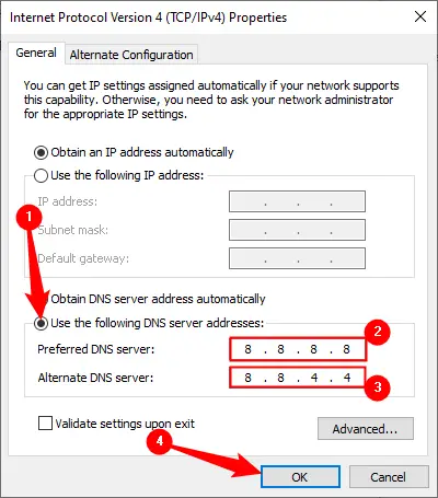 Selectați „Utilizați următoarele adrese de server DNS”, apoi introduceți IP-urile serverului DNS. Faceți clic pe „OK” pentru a salva.