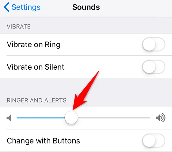 Faites glisser le curseur "Sonnerie et alertes" pour modifier le volume de l'alarme sur l'iPhone.