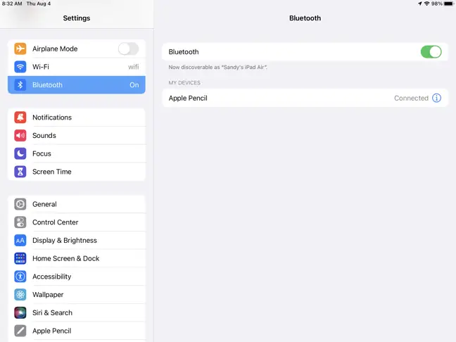 Configuración de Bluetooth en iPad que muestra un Apple Pencil en la lista de dispositivos